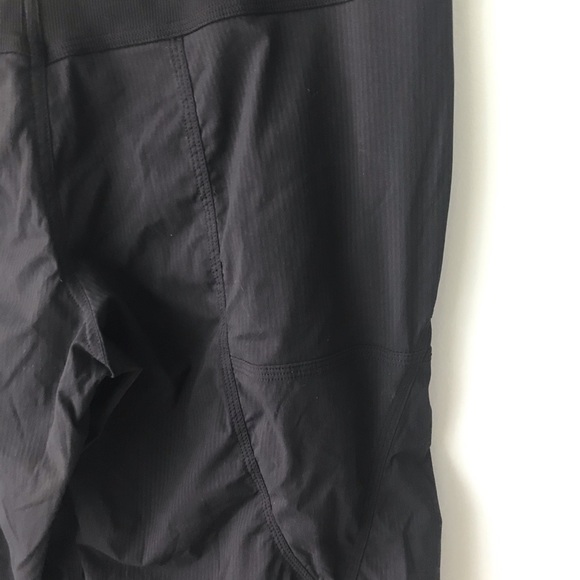 Lululemon Dance Studio Pants Unlined Black Cinch Hem + Waist Size 8 - Picture 5 of 11